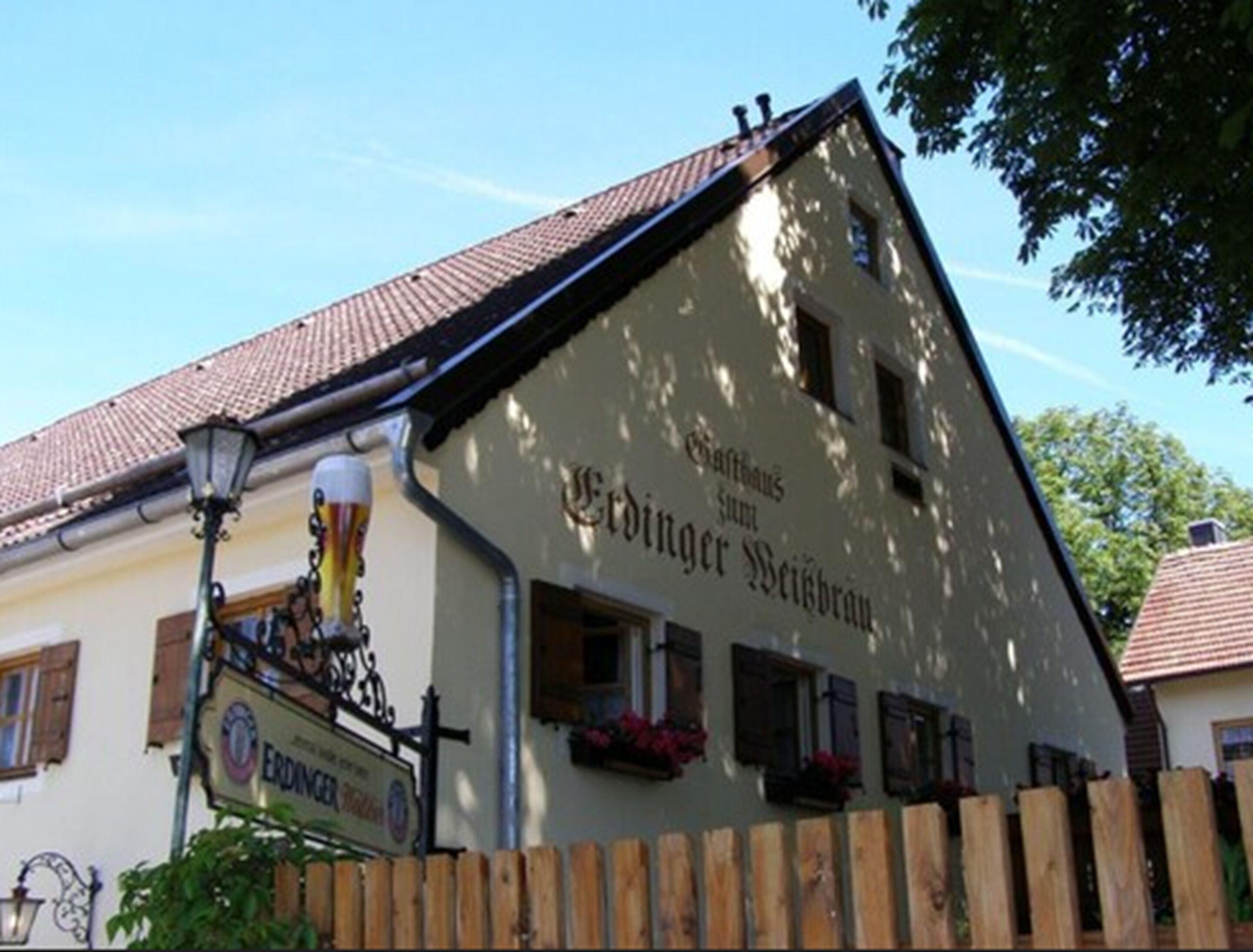 Hotel & Gaststaette Zum Erdinger Weissbraeu, Munich